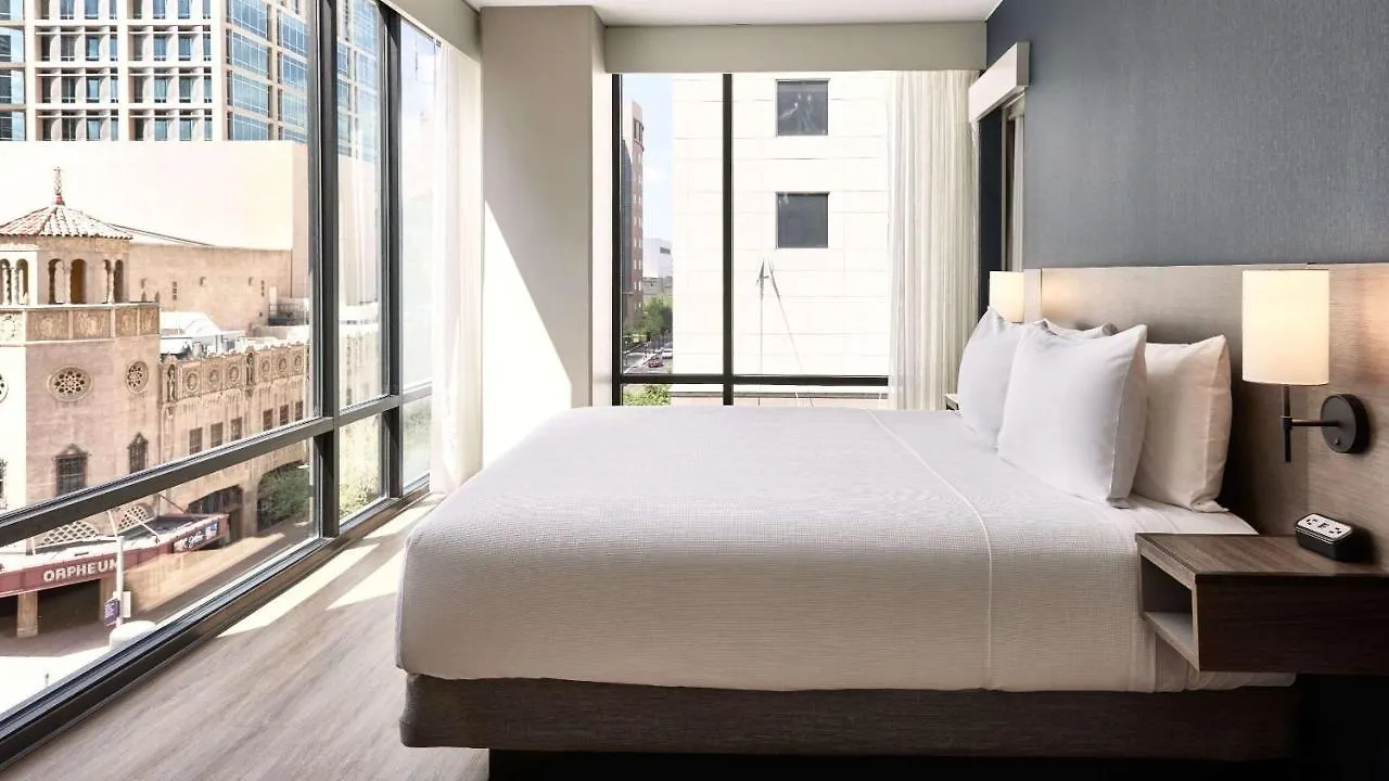 Hyatt Place Phoenix/Downtown Hotel
